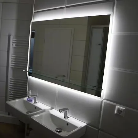 364 בית הארחה